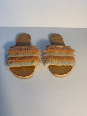 Dolce Vita Fringe Strap Slide Sandals in Peach and Cream - Women Size 6